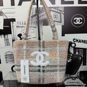 GWP CH@NEL SEQUINED PINK TOTE BAG
